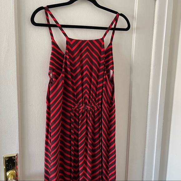 French Connection red & navy chevron print 100% silk maxi dress size 10 - Picture 11 of 13